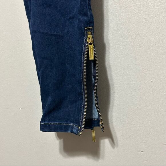 Michael Kors Skinny Jeans Zipper Ankle Leg Hem Size 2 Stretch Dark Wash Decal - Picture 3 of 10
